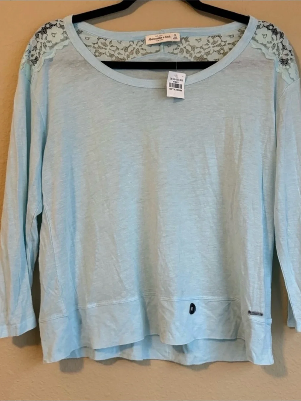 Abercrombie & Fitch Linen Blend Lace-Shoulder Long Sleeve Top - Picture 1 of 2